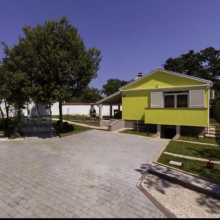Villa Kuca Za Odmor Dean Pavicini Exterior foto