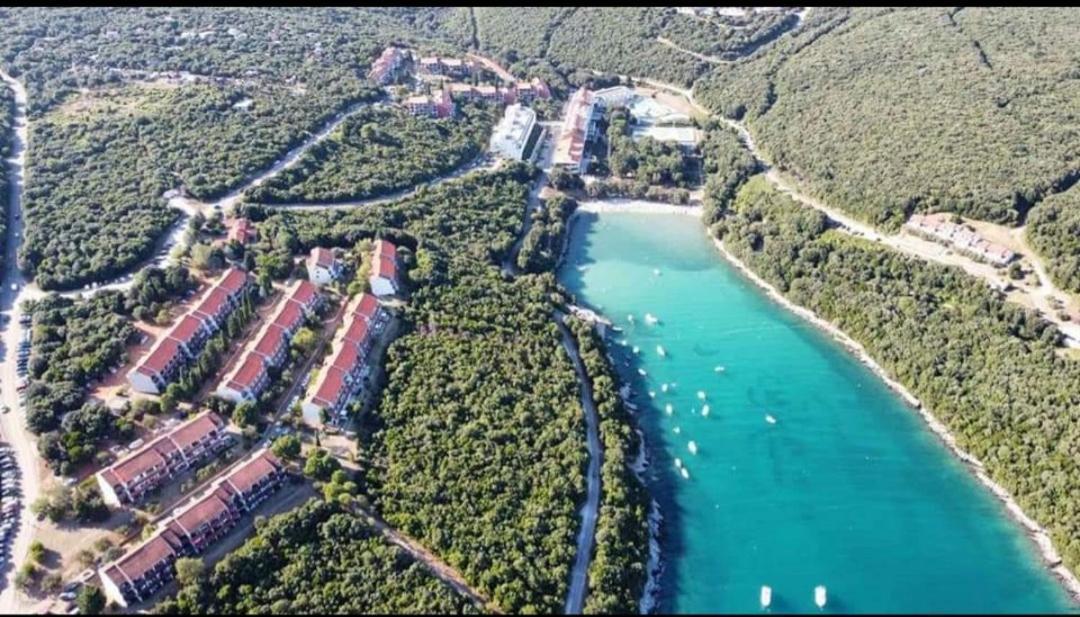 Villa Kuca Za Odmor Dean Pavicini Exterior foto
